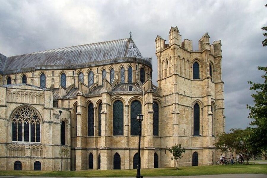 Dover, Canterbury, and Leeds Castle Private Tour - One long day through Kent’s best-known sights