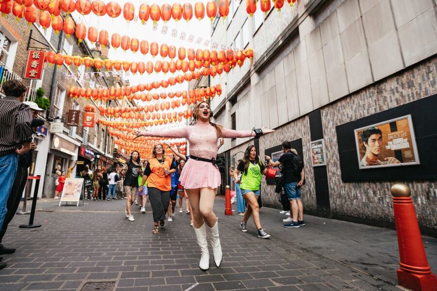 Drag Queen Disco Diva Tour - Silent Disco Walking Tour - Oxford Street and the final stretch