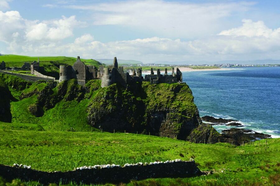 Dublin: Giant's Causeway, Dark Hedges & Titanic Guided Tour - Why this Dublin day trip works