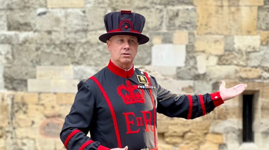 Early Access:Tower of London Opening Ceremony & Royal London - Making the most of 2 hours and 15 minutes inside