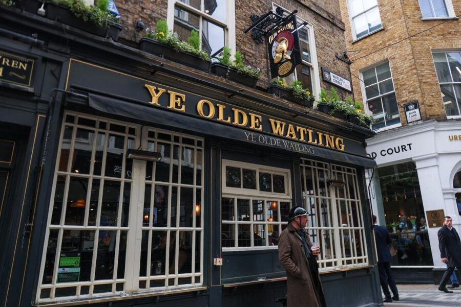 Eating London: Heart Of 'The City' Food Tour - Starting beside St Mary-le-Bow Church