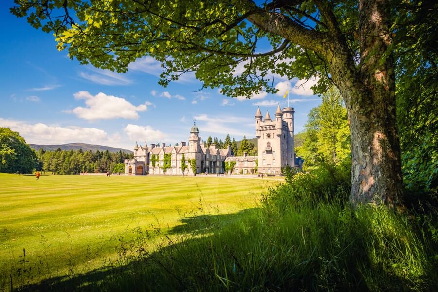 Edinburgh: Aberdeenshire, Balmoral Castle & Northeast Coast - Crathes Castle and its gardens