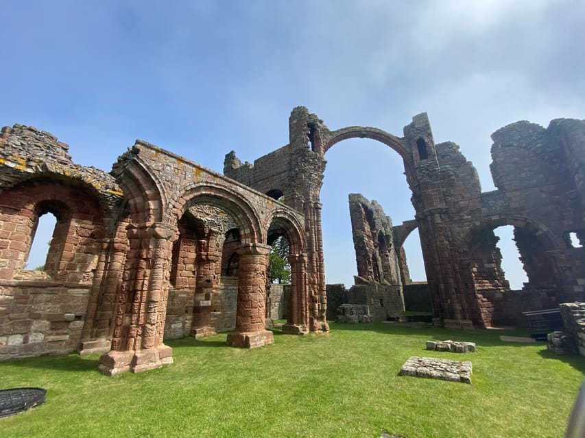 Edinburgh: Bamburgh Castle, Northumberland and Alnwick Trip - Should you book the Bamburgh and Alnwick day trip?