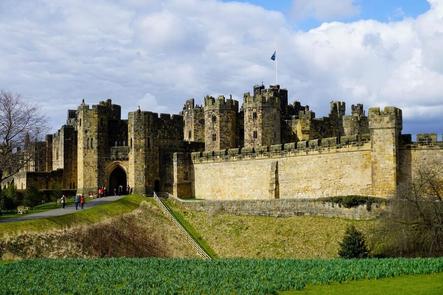 Edinburgh: Bamburgh Castle, Northumberland and Alnwick Trip - Leaving Edinburgh for the Northumberland coast