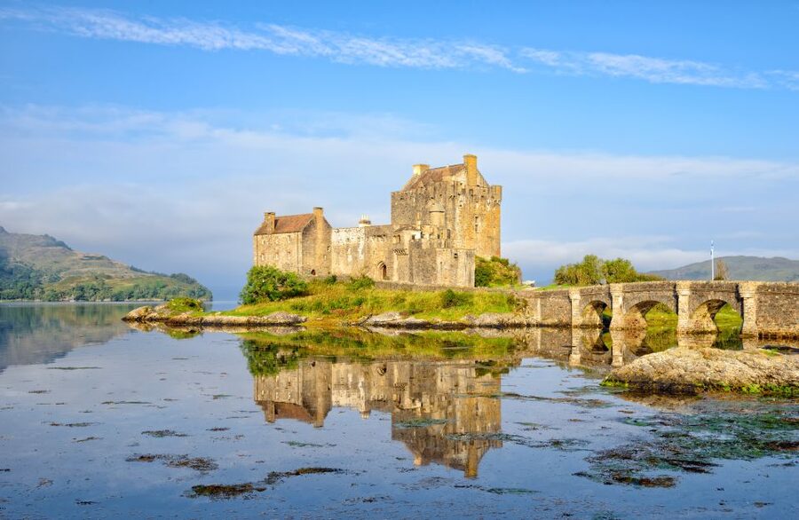 Edinburgh: Eilean Donan, Loch Ness & Glenfinnan 2-Day Tour - Commando Memorial, Ben Nevis, and the road south