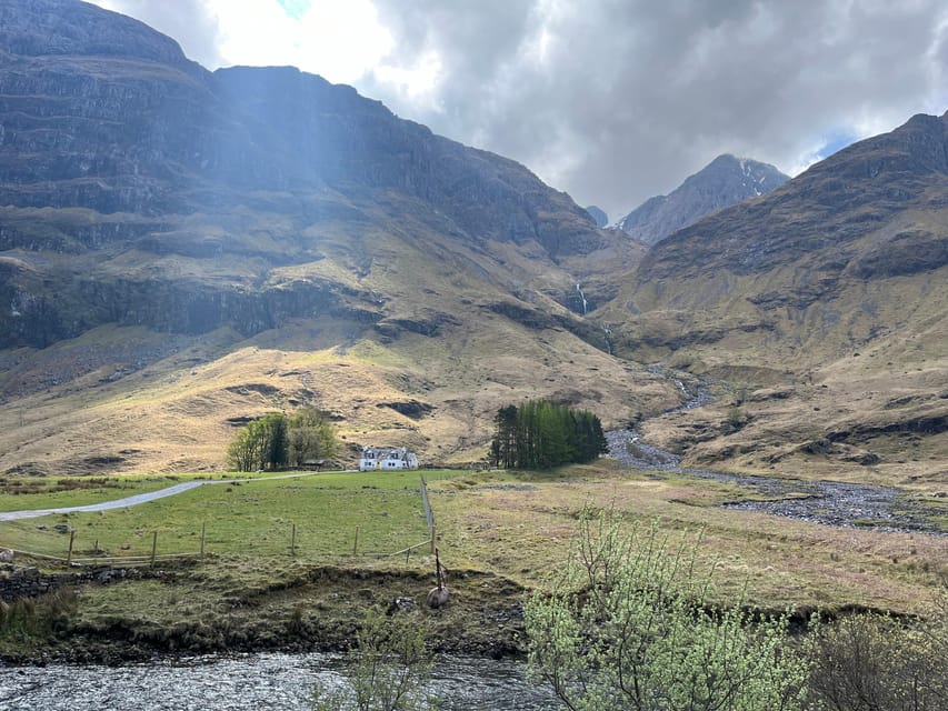 Edinburgh: Glenfinnan Viaduct, Glencoe & Fort William - Fort William gives you a useful hour
