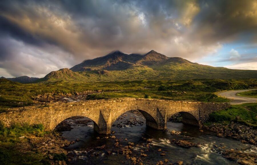 Edinburgh: Isle of Skye, Loch Ness, & Highlands 5-Day Tour - Day 2: From Oban to Portree by way of Glenfinnan