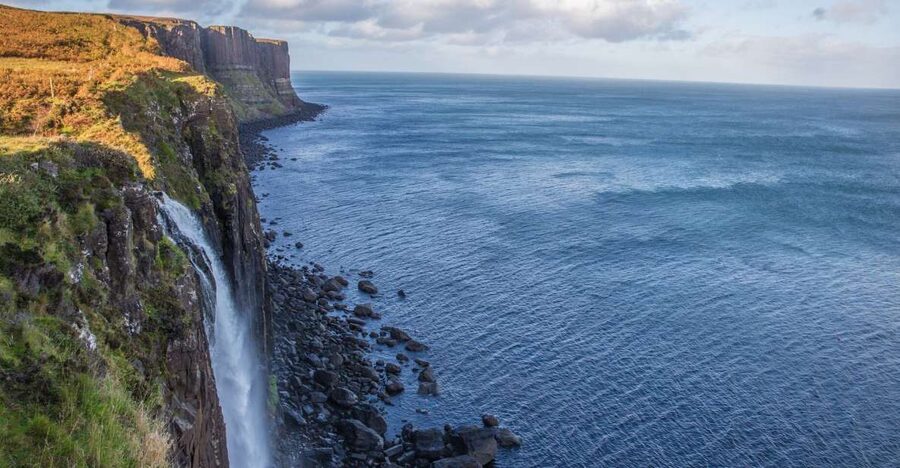 Edinburgh: Isle of Skye, Loch Ness, & Highlands 5-Day Tour - Day 1: The Kelpies, Stirling country, and Glen Coe