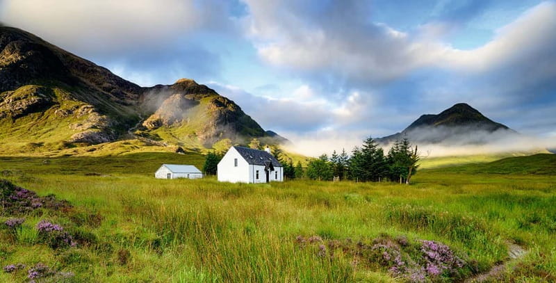 Edinburgh: Loch Ness, Inverness & Highlands Tour in Spanish - A short final stop in Victorian Pitlochry