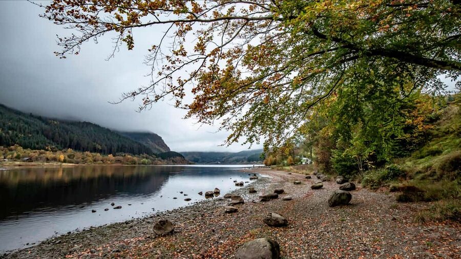 Edinburgh: Oban, Kilchurn Castle & Inveraray Tour in Spanish - A full day from Edinburgh to the west coast