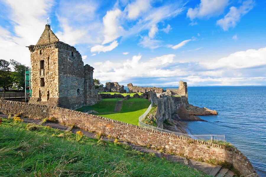 Edinburgh: St Andrews, Dunnottar Castle & Falkland Tour - The cliff path to Dunnottar Castle