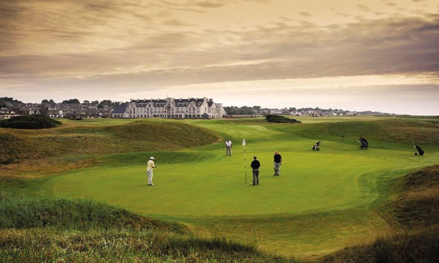 Edinburgh: Stirling, Whisky & St Andrews Tour in Italian - Should you book the Stirling, Whisky, and St Andrews tour?