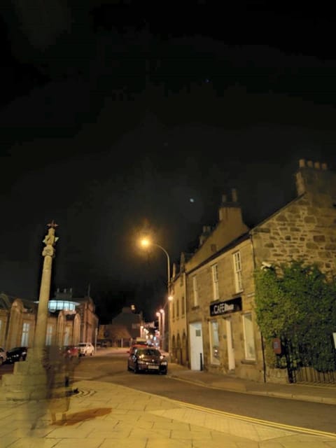 Elgin: High Street Graveyard Walking Tour - What Lynda adds to the walk