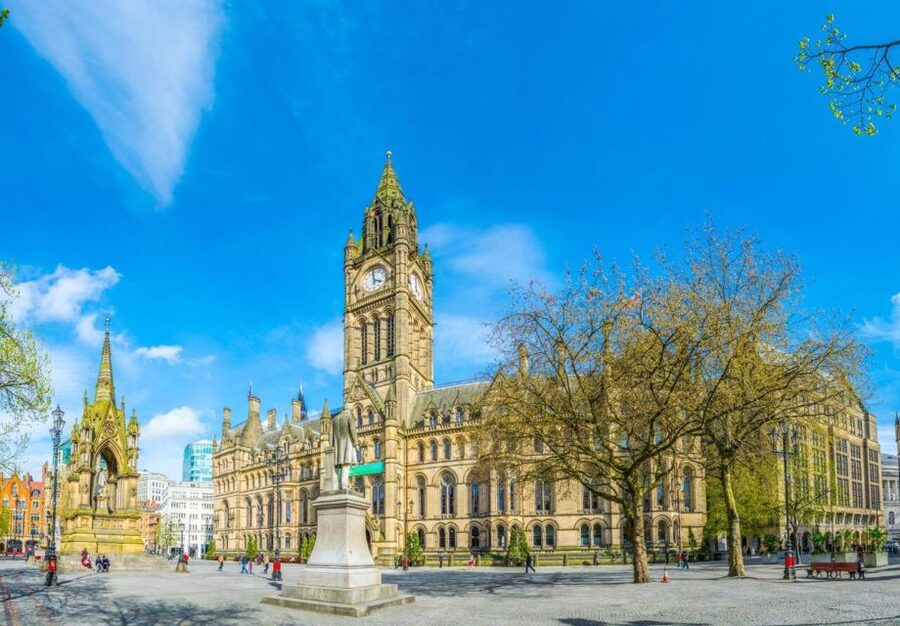 Fascinating Manchester - Walking Tour - Free Trade Hall and Albert Square show Manchester at full scale