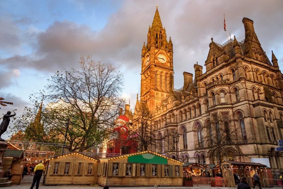 Fascinating Manchester - Walking Tour - Saint Ann’s Church offers a quieter pause