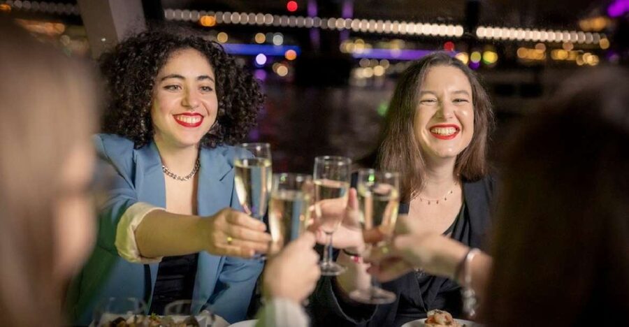 Festive London New Year’s Eve 3-Course Dinner Cruise - From Canary Wharf to Greenwich and The O2