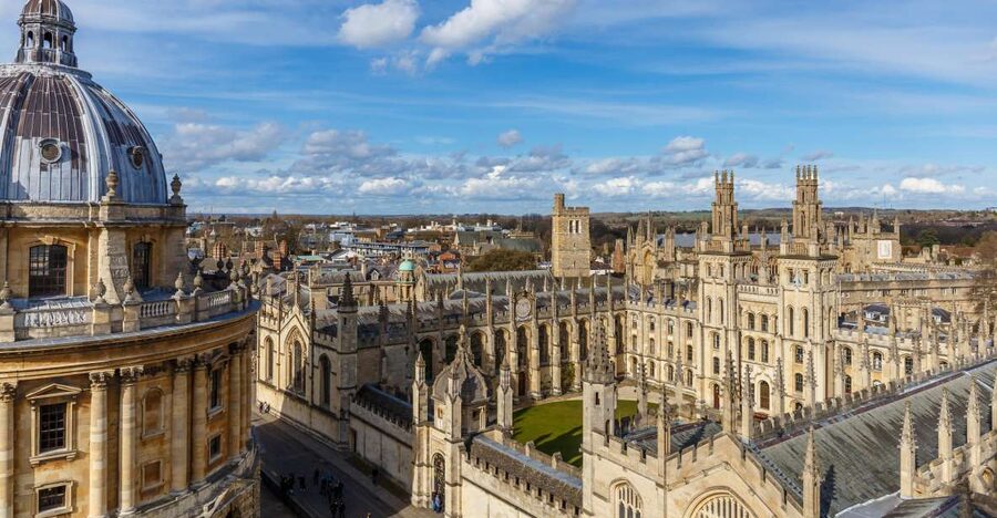 From Bath: Cotswolds and Oxford Full-Day Tour - Crossing the North Wessex Downs into Oxford