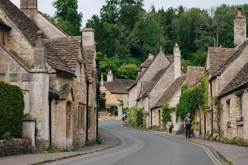 From Bath: Hidden Cotswolds & Dark Age England tour for 2-8 - Guide Max and the small-group atmosphere