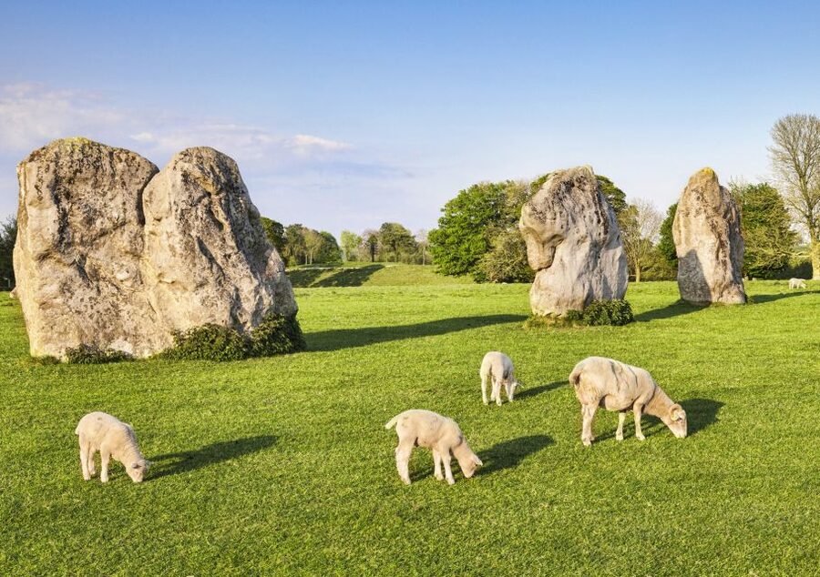 From Bath: Stonehenge & the Cotswolds Day Tour with Entry - Stonehenge: the day’s great mystery