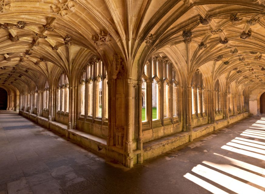 From Bath: Stonehenge & the Cotswolds Day Tour with Entry - The guide makes or breaks the day
