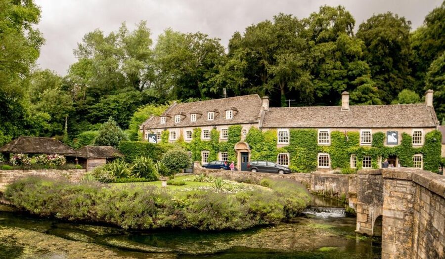 From Birmingham: Cotswolds Full-Day Tour - Four Cotswold villages from Birmingham in one day