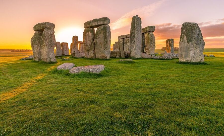 From Brighton: Stonehenge and Bath Full-Day Trip - How much time will you really have?