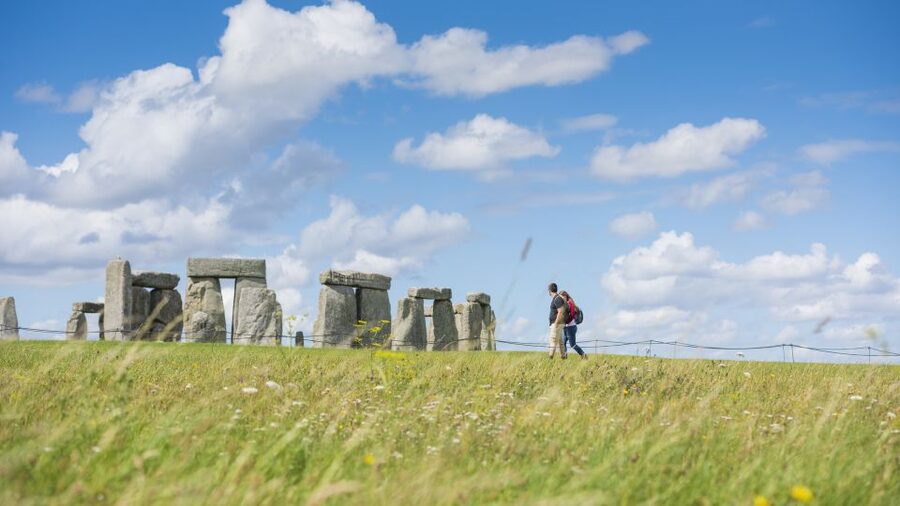 From Brighton: Stonehenge and Bath Full-Day Trip - The $120 price and what it covers