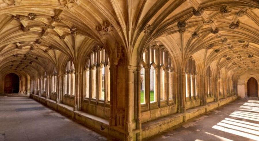 From Bristol: Stonehenge and Cotswold Villages Day Tour - Who should book this Bristol day trip?