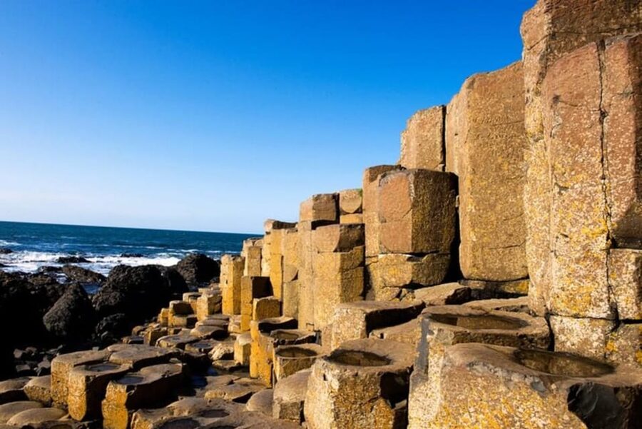 From Dublin: Giant's Causeway, Dark Hedge & Belfast Tour - Meeting the bus on Suffolk Street