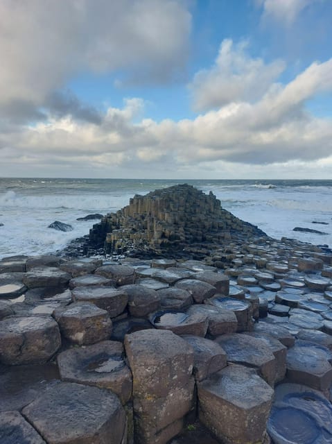 From Dublin: Giants Causeway Private Tour - Carrick-a-Rede Rope Bridge, if you want more adventure