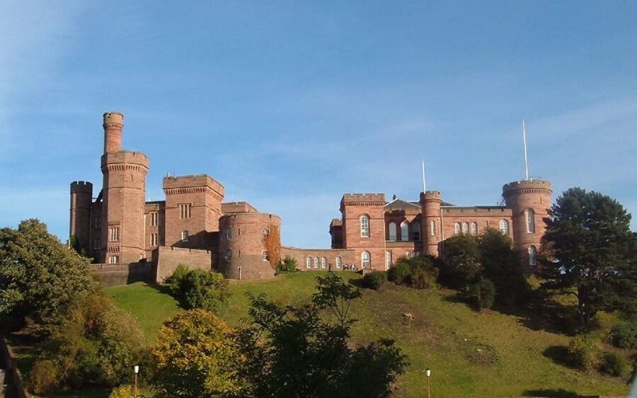 From Edinburgh: 2-Day Loch Ness, Inverness & Highlands Tour - Day one: from Edinburgh to Loch Lomond
