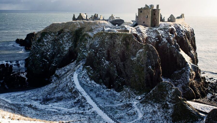 From Edinburgh: Glamis and Dunnottar Castles Tour in Italian - Why Dunnottar Castle makes the long day worthwhile