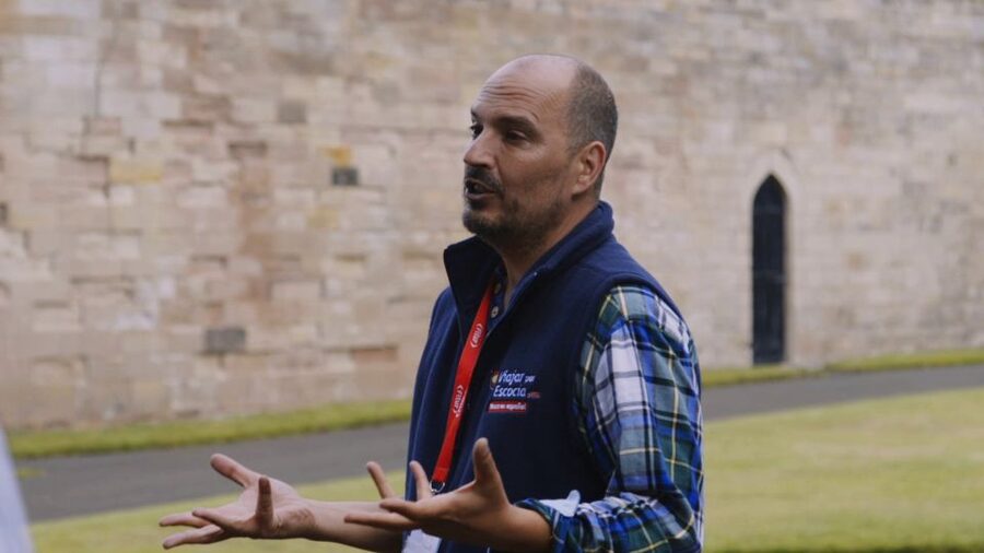 From Edinburgh: Glasgow & Scottish lakes Spanish Tour - What the 10-hour schedule feels like