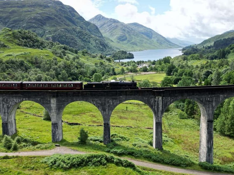 From Edinburgh: Glenfinnan Viaduct, Glencoe & Highlands Tour - Glencoe, where scenery and history meet