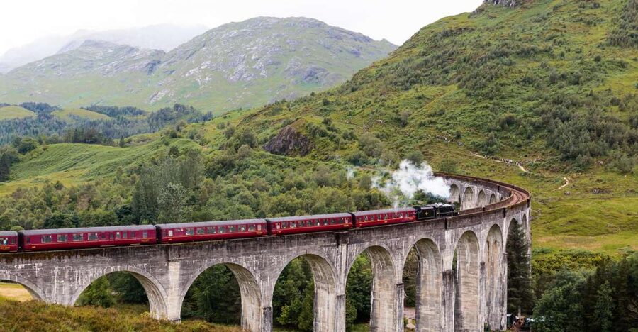 From Edinburgh: Hogwarts Express and Scottish Highlands Tour - The day begins with a coach, not a train