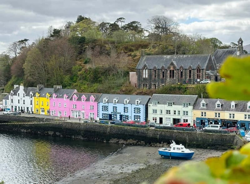 From Edinburgh: Isle of Skye & Highlands 3-Day Guided Tour - The vehicle, group size, and long road hours
