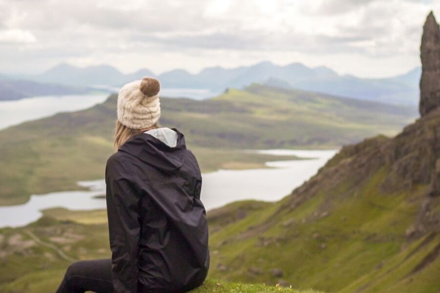 From Edinburgh: Isle of Skye & The Highlands 3-Day Tour - The guides make the long drives worthwhile