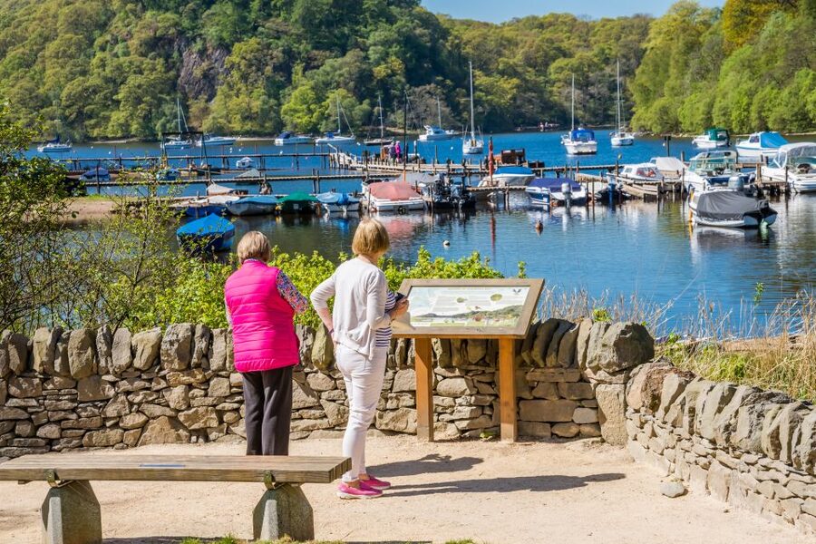 From Edinburgh: Loch Lomond, Kelpies & Stirling Castle Tour - At a glance