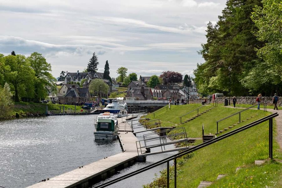 From Edinburgh: Loch Ness and Highlands Tour in Spanish - Who will get the most from this Spanish tour?
