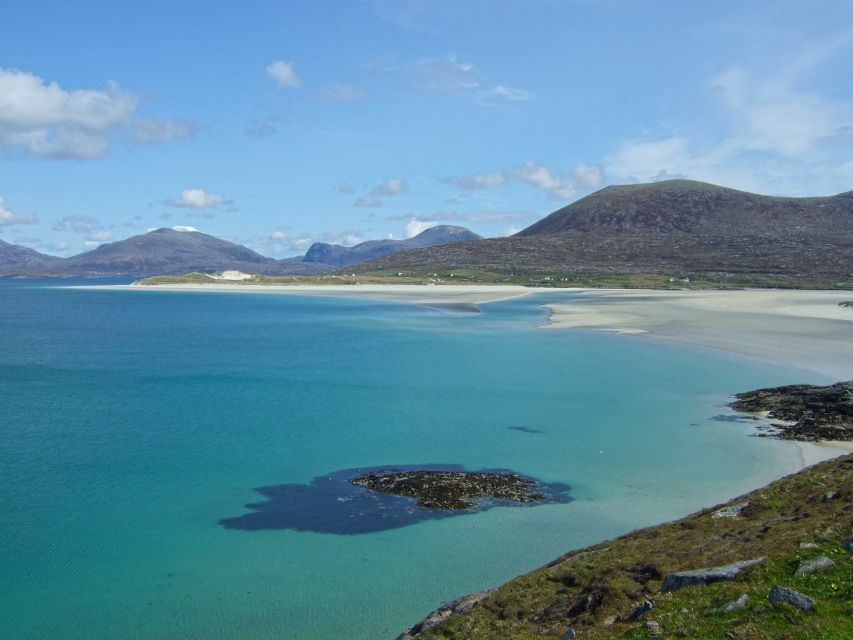 From Edinburgh: Outer Hebrides & Isle of Skye 6-Day Tour - Day 3: Blackhouses, Dun Carloway, and western Lewis