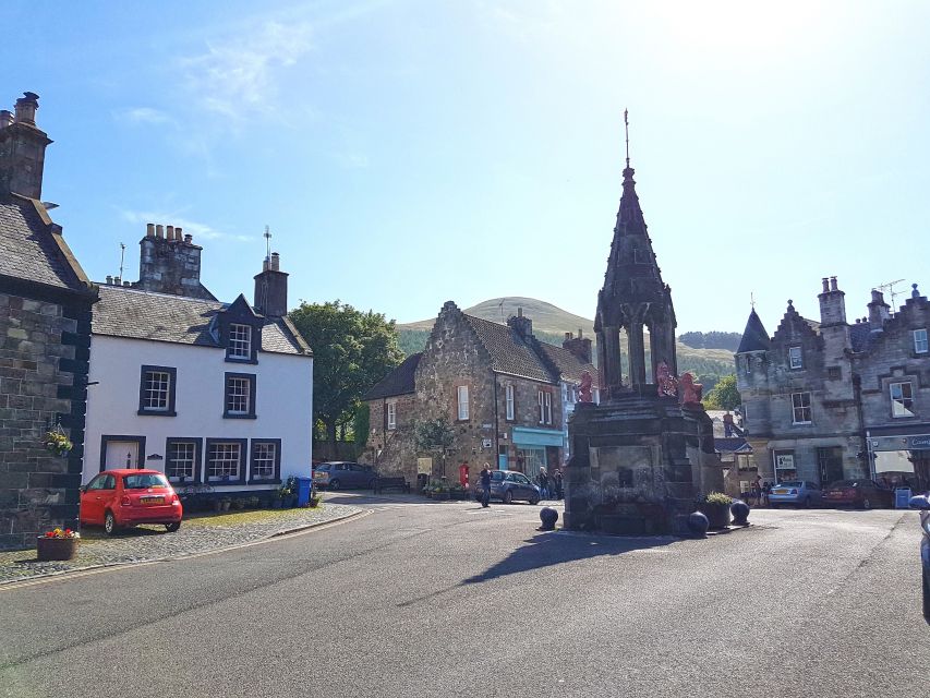 From Edinburgh: St Andrews and Fishing Villages of Fife Tour - Guide style, music, and coach comfort