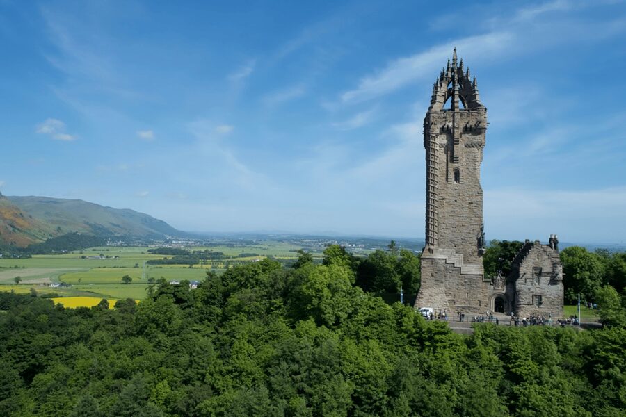From Glasgow: Stirling Castle & Loch Lomond Tour - Luss and the Bonnie Banks of Loch Lomond