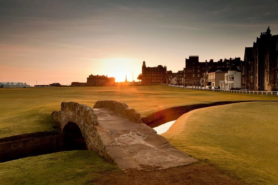 From Glasgow: The Kelpies, St Andrews and Fife Adventure - Making the Most of Two Hours in St Andrews