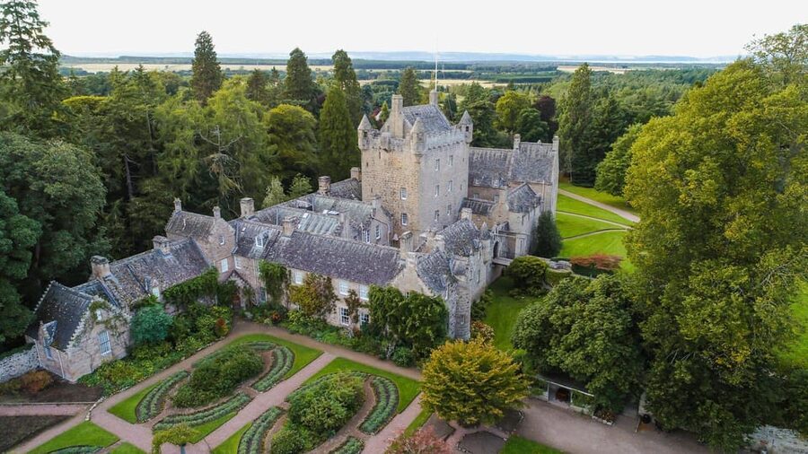 From Inverness: Cawdor Castle, Clava Cairns & The Cairngorms - Clava Cairns and the pull of the past