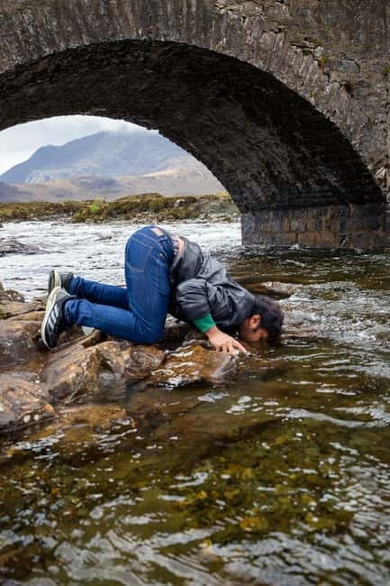 From Inverness: Isle of Skye "Myths & Legends" Full Day Trip - Portree: lunch with an eye on the clock