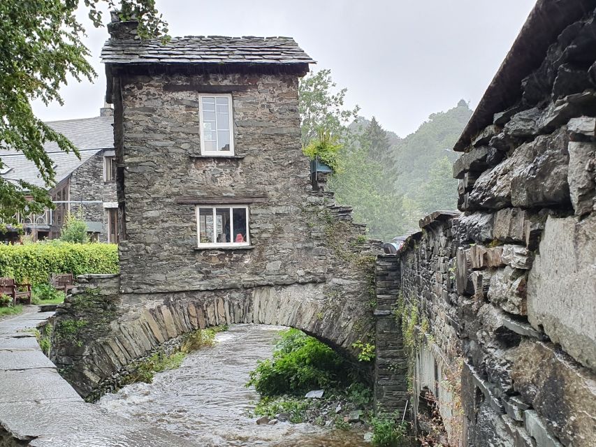 From Liverpool: Lake District Sightseeing Adventure Day Trip - The guides make a real difference