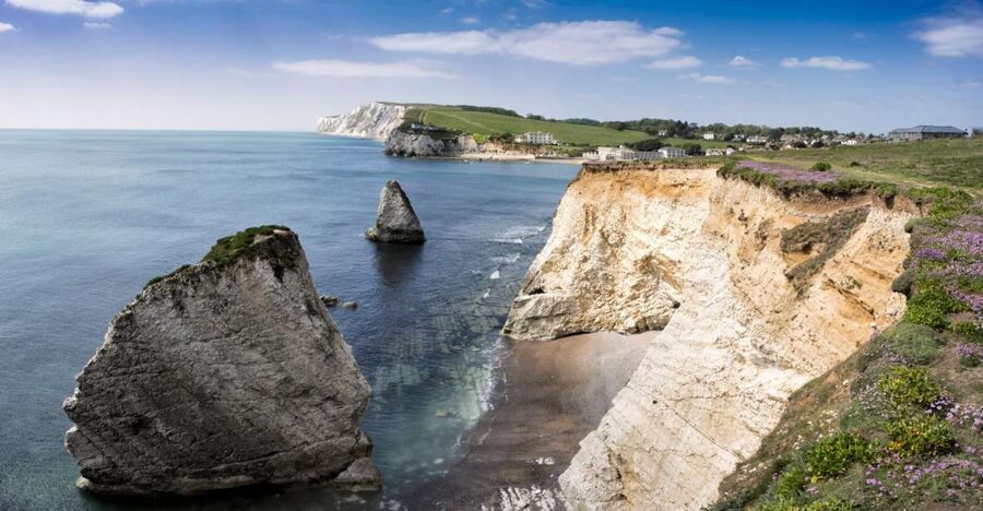 From London: 3-day Isle of Wight & the Southern Coast Tour - Day 2: Yarborough Monument and Brading Downs