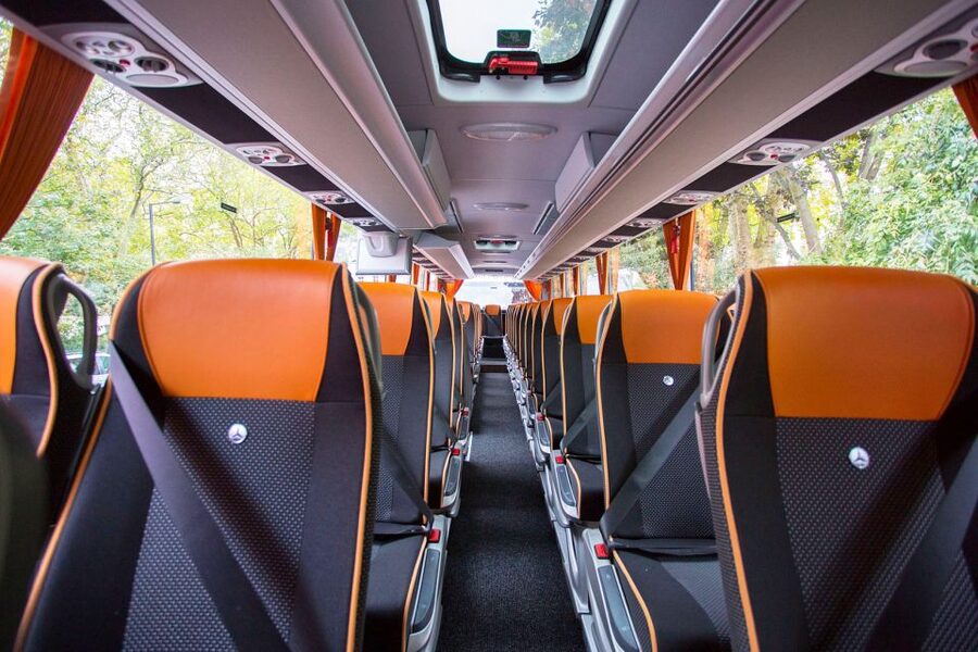 From London: Day Trip to Downton Abbey, Oxford and Bampton - What the guides add to the experience