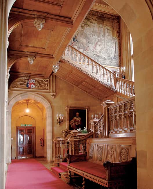 From London: Day Trip to Downton Abbey, Oxford and Bampton - Booking details and small practical warnings