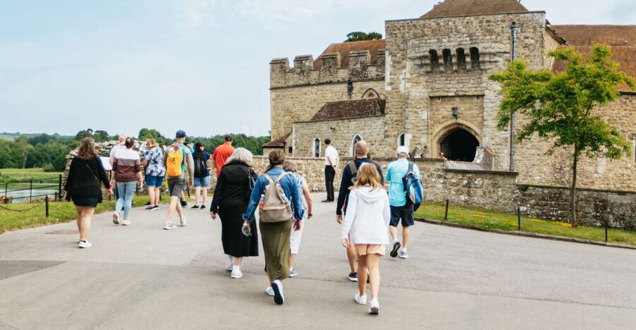 From London: Leeds Castle, Canterbury Cathedral & Dover - Why Leeds Castle is worth the long day